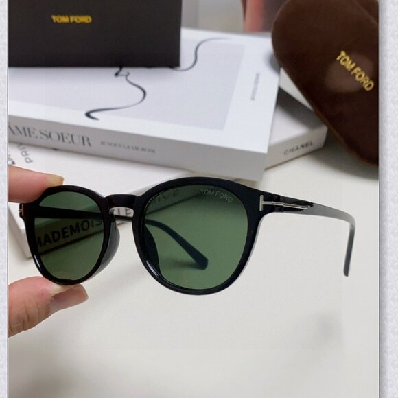 Tom Ford Round Acetate Sunglasses - Black, Green Lenses main image 5